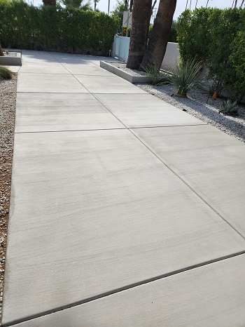 pressure washing in Palm Desert, California